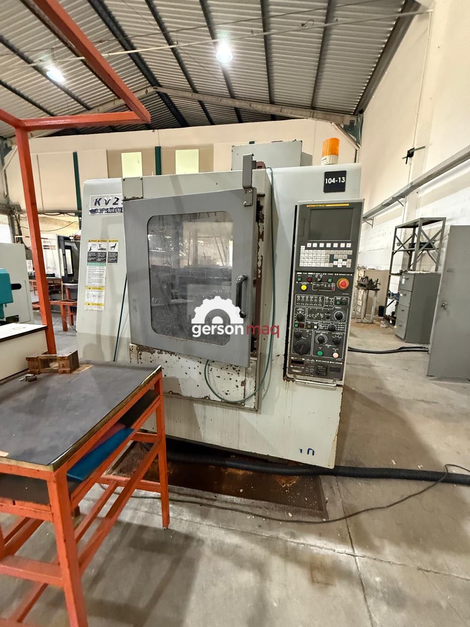 CENTRO DE USINAGEM DUPLO PALLET HYUNDAI KV-25P ANO 2007
